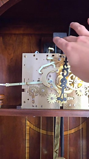Grandfather Clock Chime Sound – Antique Clock Ticking