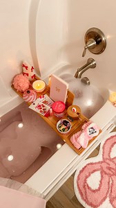 71K views · 284 reactions | Fun Christmas bath  Made this Hello Kitty bath last year✨ Comment “BATH” and I’ll send you a ✨ | Karina Alyza | Facebook