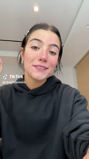 Charli D'Amelio Makeup Tutorial - Simple Routine for Flawless Look