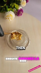 🦷✨ Comment blanchir ses dents naturellement ? Tu veux un sourire plus blanc sans produits chimiques ni traitement coûteux ? Découvre cette astuce naturelle ultra simple utilisée depuis des générations pour retrouver l’éclat de tes dents. 🌿 100% naturel, facile à faire chez soi, et surtout… ça fonctionne vraiment ! ➡️ Regarde la vidéo jusqu’à la fin pour tout savoir. #blanchiment #dents #naturel #astuce #santé #sourire #beauté #remèdenaturel #dentaire #hygiène | Naturellement Bien