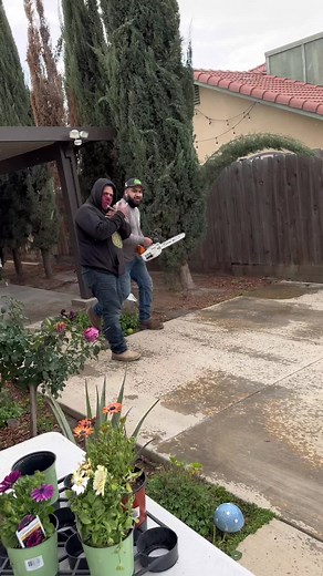 Yard Work Tips: Using a Leaf Blower Effectively