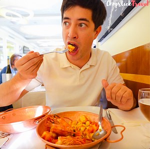 Table side carved scarlet prawns from Ramiro's in Lisbon! 🇵🇹 📍Cervejaria Ramiro | Chopstick Travel