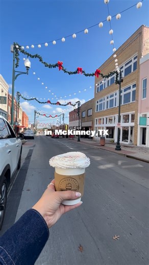 Dallas - Fort Worth Foodie on Instagram: "📍McKinney,TX ~ @miruku.creamery serving up the most delicious and eye candy hot cocoa for the holiday🎄✨ ❄️☕️ Holiday drinks and treats are almost here & I can’t wait! Be sure to stop in and enjoy McKinney Historic Town Square all decked out for the season"