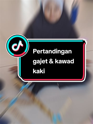 Pertandingan gajet dan kawad kaki