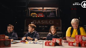 [KO BOM VELIK, BOM GASILEC] 👩‍🚒 Iz malih gasilčkov z velikimi sanjami zrastejo veliki gasilci s plemenitim poslanstvom. Prostovoljni gasilci so pogumni, ljubeznivi in vedno pripravljeni pomagati skupnosti in soljudem. Nanje se lahko zanesemo ob navidezno majhnih težavah ali pa težkih razmerah, ko nam vedno brez oklevanja priskočijo na pomoč. ❤️ Da pa lahko hitro prispejo na kraj nesreče in pravilno ukrepajo, so potrebne številne telesne in spretnostne vaje, v katerih se naši junaki urijo že od