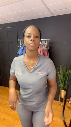 Happy Monday Luvs 💕 thank you to everyone who took advantage of our 20% off sale for Nurses week. Do you want this look in our Pro Heather Gray joggers set. 🩶 Comment the word ➡️Luv10⬅️ Shop this look🛍️ #ScrubsLife #Royalty #NurseStyle #MedicalFashion #ScrubsOnPoint #HealthcareHeroes #NurseLife #LPNStyle #CNAFashion #RNStyle #ScrubsGameStrong | Luv Scrubs