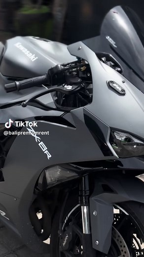 Rent the All-New ZX6R 2026 for Thrilling Rides