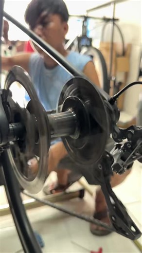 Ron dialing in this RD for silky shifts and smooth rides. �Drop your bike off at Spokes, we’ll make it feel brand new! #alagangspokes #bikeshop #bikelife #cycling #bikemaintenance | Spokes Bike Service Shop | Facebook