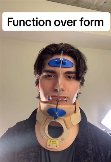 New setup for my reverse-pull facemask. We increased the elastic force (~4 lb) and my chin wasn’t tolerating it. I added a C-collar so I can still hit my hours. Goal is maxillary protraction to improve a skeletal underbite after MARPE. 12–16 hrs/day. Not medical advice #marpe #expansion #orthodontics #facemask #headgear