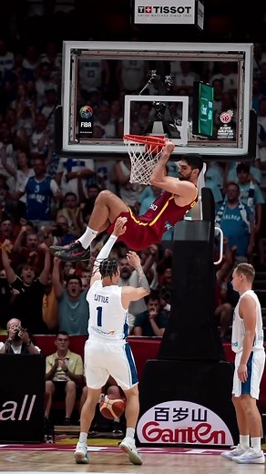 653K views · 6.5K reactions | Santi Aldama is the definition of poetry in motion  | FIBA | Facebook