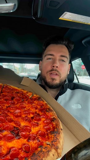 THIS IS HANDS DOWN MY FAVOURITE PIZZA IN LONDON ONTARIO 🍕 @ellies_pizzeria may only a while but instantly had that neighborhood staple vibe. Unassuming and far from flashy outside, it’s a classic joint that takes pride in the food they service and it has become my spot. You may have seen the video I did on their meatball sub, and if you haven’t, you need to because the sandwiches are just as good as the pizza. Can’t say enough good about this place. #ldnont #519 #pizza #londonontario | Dine in 