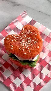 Love burger Cupcake 🍔💘 with egg or w/out? I thought a fun Valentines twist to the classic burger cupcake would be cute! In pink of course. How you can make one:-Use foil to create a heart shaped cupcake. The key is fill half way with batter! -104 tip for the lettuce-chocolate cupcake for the burger cut with a heart cookie cutter -104 tip for the cheese -Chocolate egg using @colour.mill chocolate drip bottles which have a soft bite in white & yellow -Raspberry sauce -Sesame seeds or white jimmi