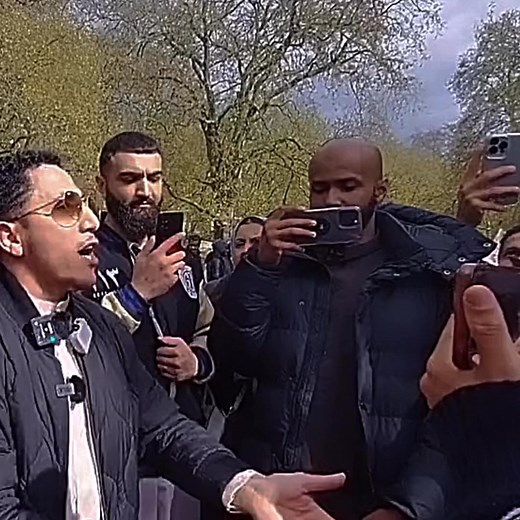 9.8K views · 317 reactions | Sufi vs salafi #islam #muslim #dawah | Dawah pulse | Facebook