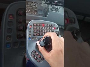 APRESENTAÇÃO BÁSICA JOYSTICKS - FORWARDER KOMATSU 895