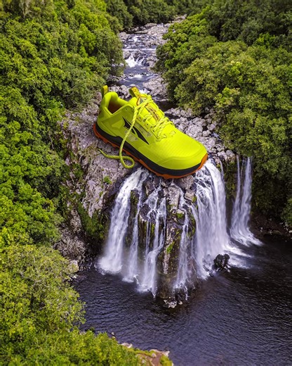 Camping, hiking, trail running, hanging out. The new Lone Peak 8 is up for any big-time adventure you are. Born legendary. Now larger than life. 🔗: https://www.altrarunning.com/launch/2023/lone-peak-8.html | Altra Running
