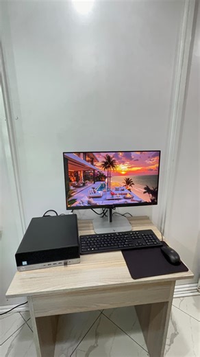 Fahavi Computers on Instagram: "HP ProDesk 600 G5 SFF + HP E24 G5 FHD Monitor - Complete Desktop Setup 🟢 Processor: Intel Core i5-9500 @ 3.00GHz (6 CPUs), ~3.0GHz 🟢 Memory: 8GB RAM 🟢 Storage: 256GB SSD 🟢 Graphics: Microsoft Basic Display Adapter, 128MB VRAM 🟢 Audio: High Definition Audio Device, Internal Speakers Available 🟢 OS & Software: Windows 11 Pro 64-bit, Microsoft Office 2021 Professional 🟢 Connectivity (PC): 10×USB-A, 1×USB-C, 2×DisplayPort, VGA port, Ethernet port, 2×Audio-out, 