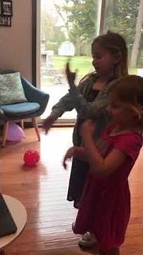3/20/2020 Sisters sign language to one small voice