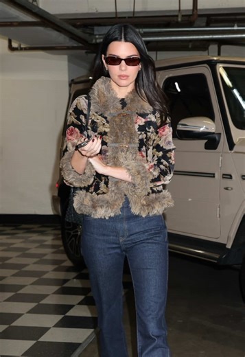 Kendall Jenner spotted out in Los Angeles - February 10, 2026