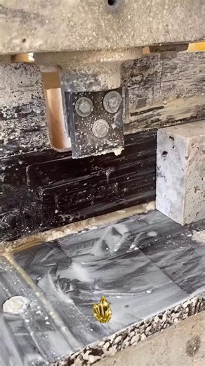 Rockface de travertino Romano #rpckfacedetravertinpromano #travertinoromano | Perfect stone design