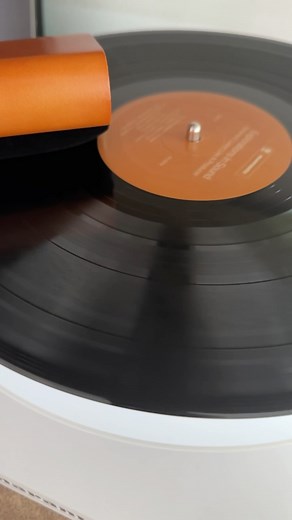 12K views · 508 reactions | Listening to a vinyl record is an experience like no other. What's your favorite part of the process? #LuxuryHiFi #MarantzTurntable #VinylCollection #vinylcommunity #turntablesetup #marantzaudio #marantz | Marantz Official | Facebook