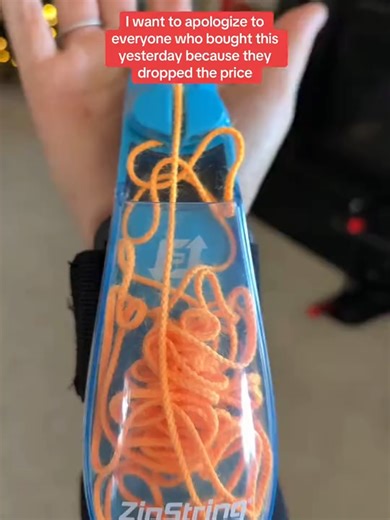 For all the spidey lovers! This is a glow in the dark string web launcher & it’s SO MUCH FUN!