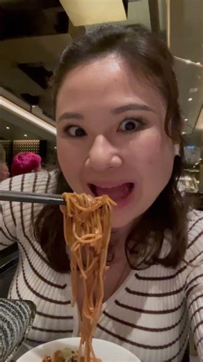 Eating at Pacific Rim on the Regent Seven Seas Splendor | Cruise Dining Review