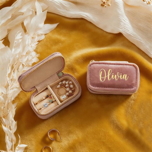 Velvet Personalized Jewelry Box, Custom Bridesmaid Proposal Box, Essential Travel Accessory for Women - Etsy