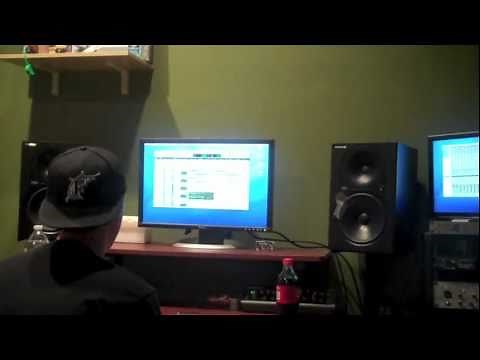 Harry Fraud Makes A Beat