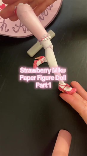 Creating a Strawberry Miku Paper Doll: Part 1