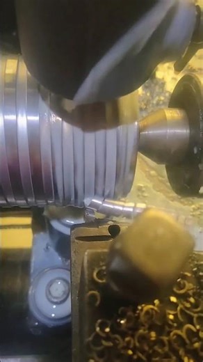 Cold Heading + Thread Rolling – Screw Processing Equipment in Action.
