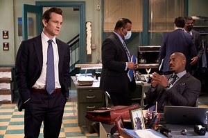 When Does Law & Order Season 22 Return?