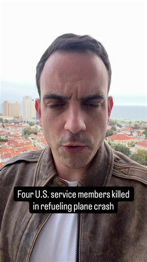 ‏Mid-air collision of U.S. planes | plane dropping