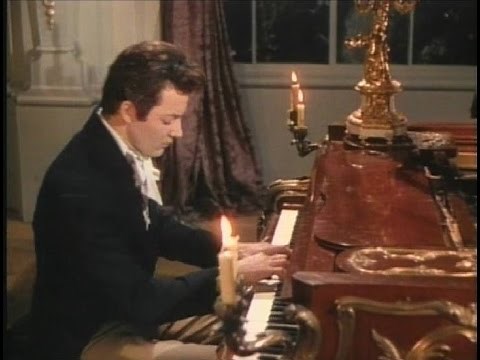 A Song to Remember (1945) 3 - Fantaisie-Impromptu Opus 66
