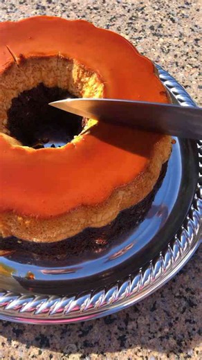 The secret to smooth and creamy chocolate flan