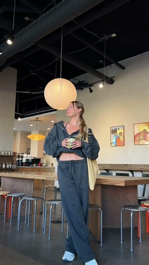 tbh I’ve never posted anything like this, so lmk if we’re vibing with it or what ◡̈ started the day