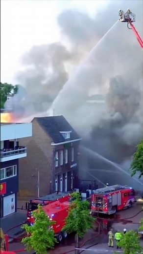 firefighters क्यों Hydrant Flushing को ase ही खुला छोड़ देते है #aliza