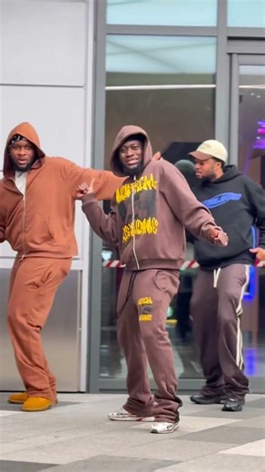 Che’Che’ Kule - dance video by GILLY x Zibit x Gadi🇬🇭🇬🇧🔥🔥