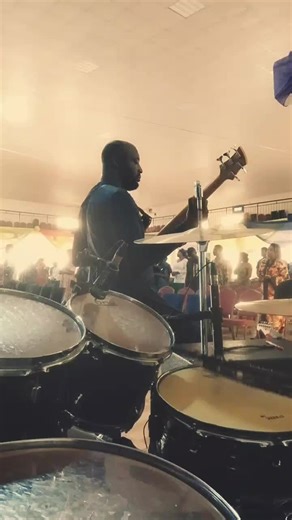 Worthy is your name Jesus 🔥 u deserve the praise worthy is your name 🙌#fypシ #follower #millionviews #drummer #millionlikes❣😘