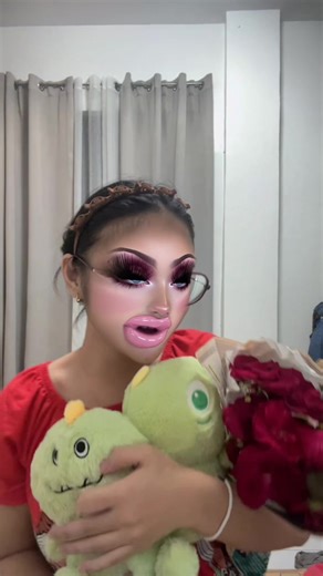 Creative Valentine’s Day Yarn Crafts