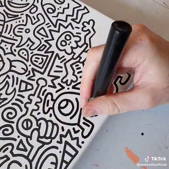 Creative Doodle Art Ideas on Canvas