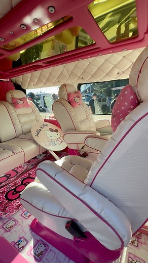 B2bcarshow ❤️s this Hello Kitty themed Toyota HiAce 🫶🏻 check out the interior and overall setup of this Van Lifestyle participant at our recent Tagaytay show. 🫡 Salute to the builder and owner! 💕 #More2Come at Bumper to Bumper XIX Manila on Dec 2-3, 2023 CCP Concert Grounds #toyotahiace #hiace #vanlife #vanlifestyle #hellokittylover #hellokitty #hellokittyaddict #carshow #b2bcarshow #manila #tagaytay | B2bcarshow