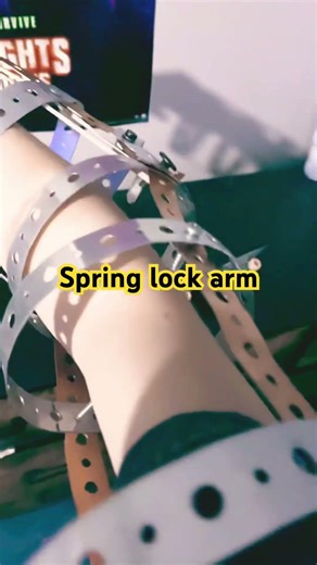 Spring lock #cool #fnaf #chickendance #chickensong #chica #springtrap #fnaf #cool #musicsound #fnaf