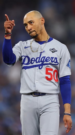 𝐌𝐎𝐎𝐊𝐈𝐄 𝐌𝐀𝐆𝐈𝐂. 💫 When it mattered most, he delivered. 💙 We have a #WorldSeries Game 7! 😍⚾️ #Postseason #MLB #MLBIndia #Baseball #Sports | MLB India