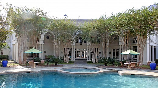 Former Packer Brett Favre is selling his massive Mississippi farm estate for $14 million