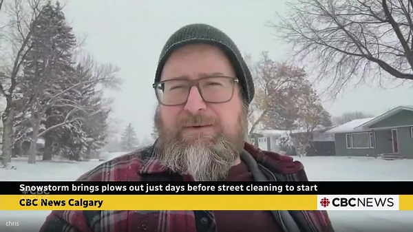 Snowstorm brings Calgary plows out days ahead of spring street sweeping start
