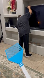 El moscon🤣😂 #reelsviralシ #prankvideos #prankwars #bromas #diversion #reelsvideoシ #comedy | ElPadrinoTV