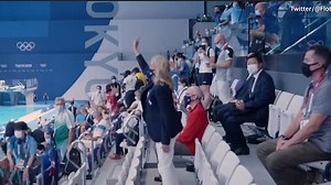 USA swimming team offers warm welcome for Jill Biden at Olympics