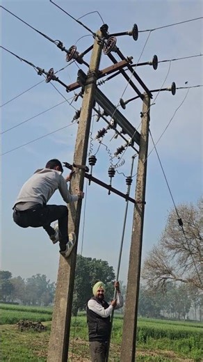 How to Climb an Electric Pole Safely | Lineman Safety Technique
