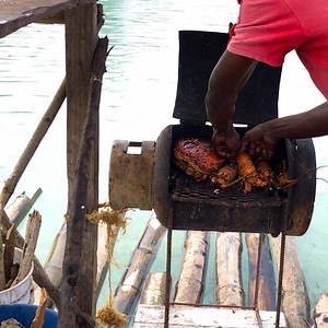 29M views · 212K shares | This raft is a floating seafood restaurant. Footage courtesy of https://www.instagram.com/thegrubfather/ | Insider Travel | Facebook