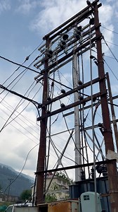 3.1K views · 662 reactions | Transformer G.O. Switch♨️勞Sparks . . #bijli #bijliwale #electricity #work #hardwork #transformer #abswitch #goswitch #sparking #11000volt #voltage #Overcurrent #electricalwork #electrician #technical #Lineman #reels #reelsfacebook #facebook #viral #explore #follow #followme @highlight | Bijli Wale | Facebook